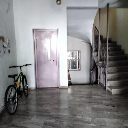 διώνη Family Apartment *